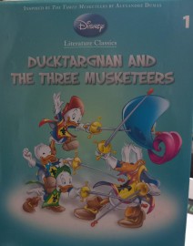 Disney Ducktargnan & The Three Musketeers Book