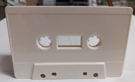 Cream cassettes